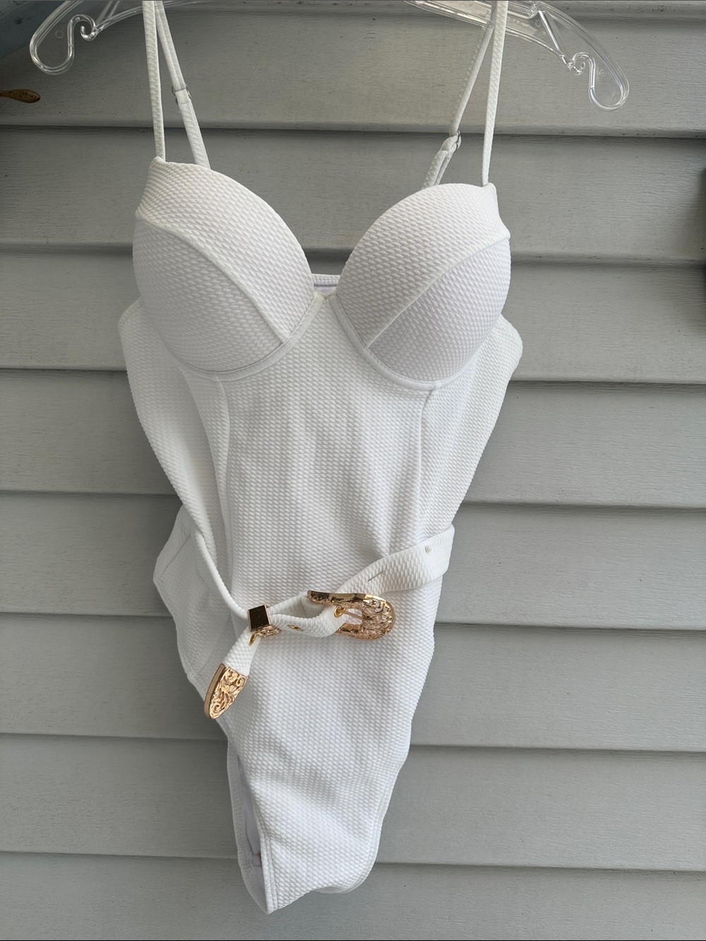 White Textured One-Piece Swimsuit with Decorative Gold Buckle